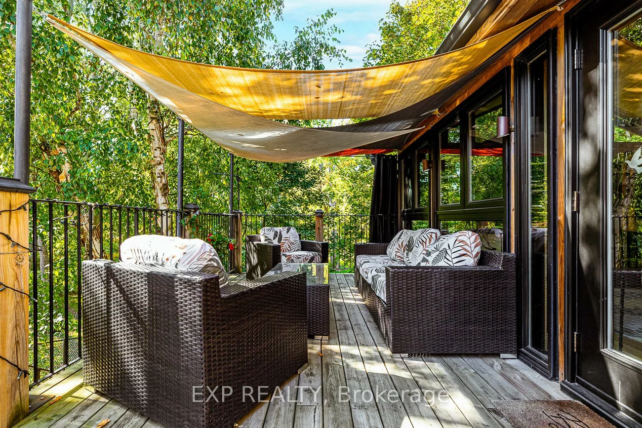 208, Lorne, Central Newmarket, Newmarket