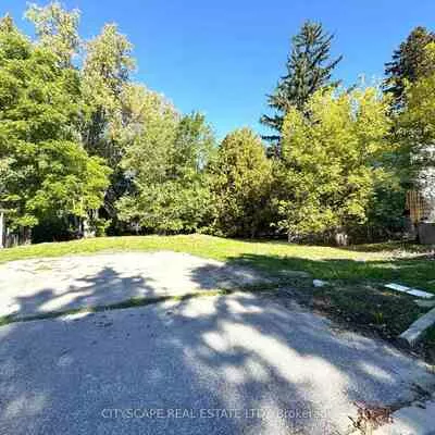 353B, Ontario, Central Newmarket, Newmarket