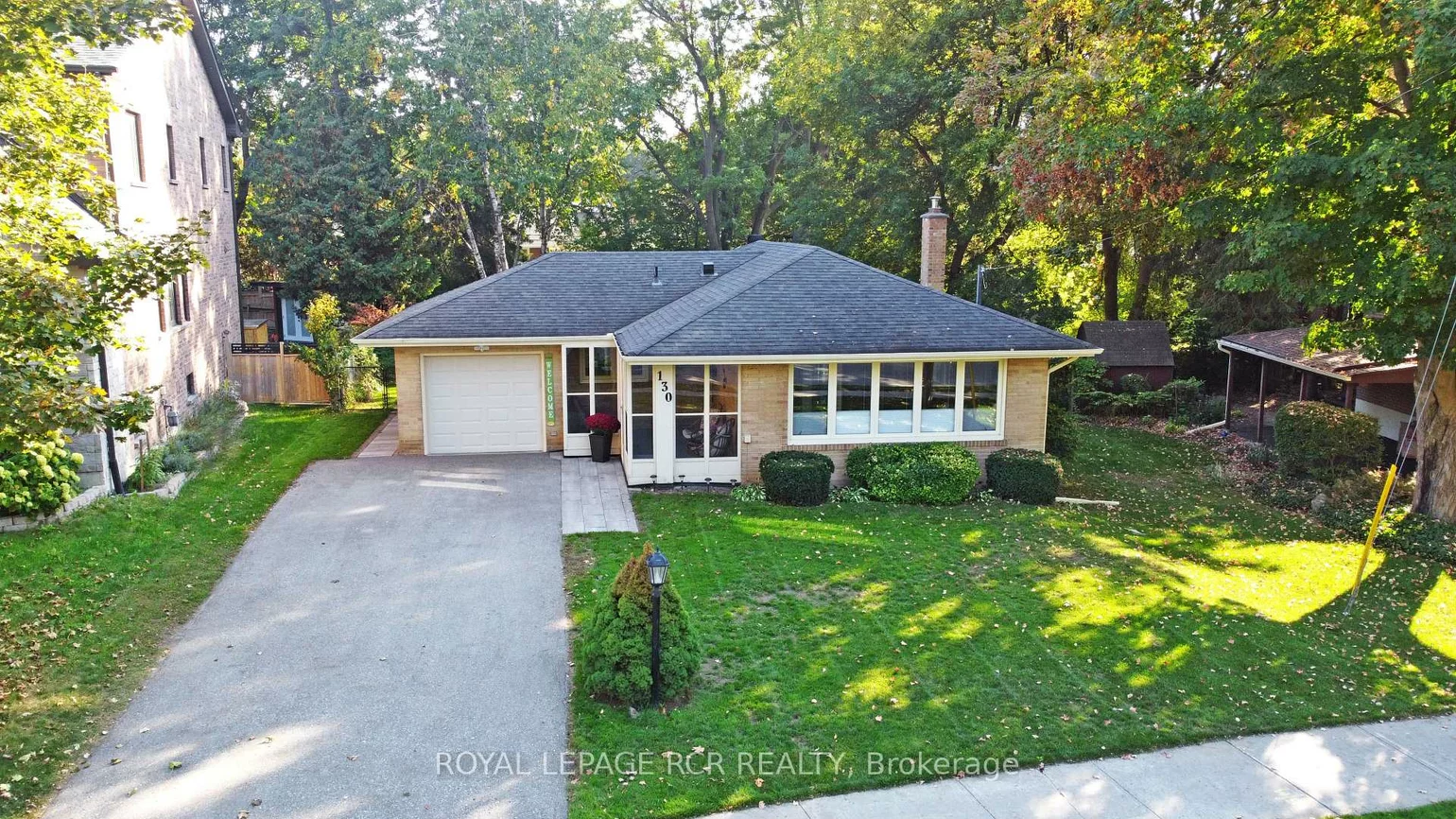 130, Park, Central Newmarket, Newmarket