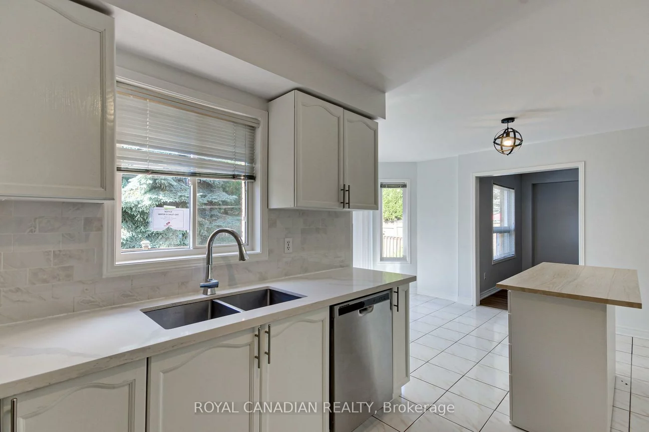 175, RHODES, Glenway Estates, Newmarket