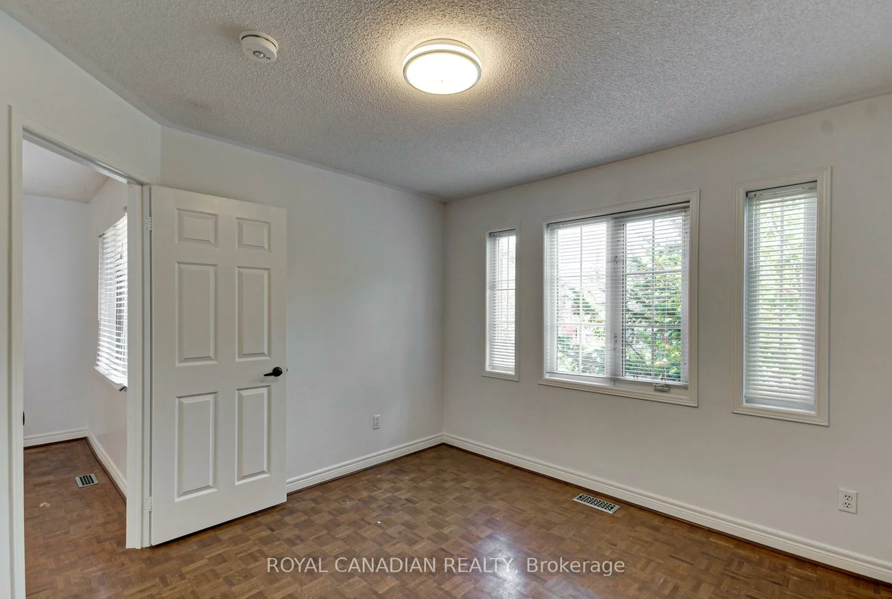175, RHODES, Glenway Estates, Newmarket