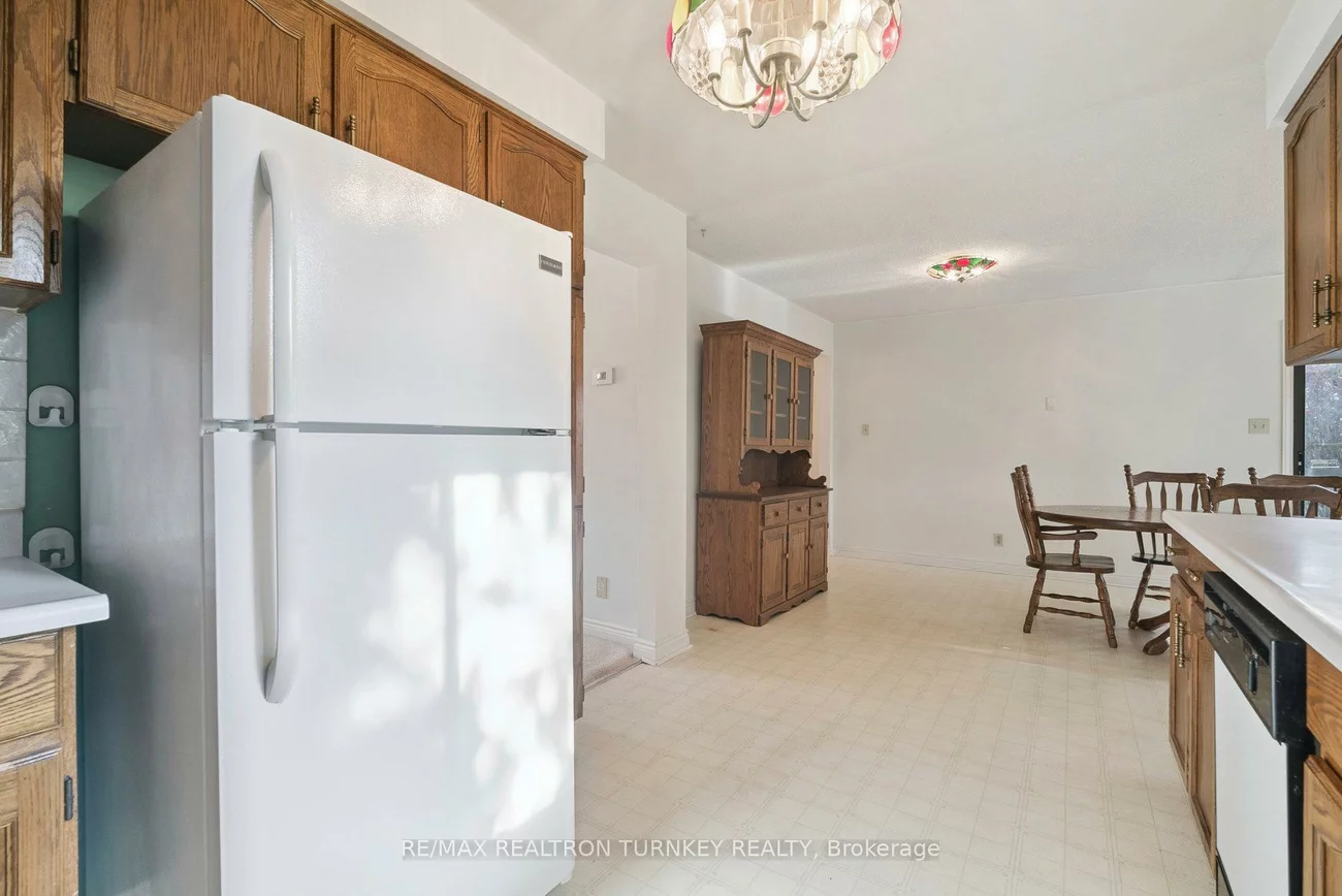154, Meadowbank, Huron Heights-Leslie Valley, Newmarket
