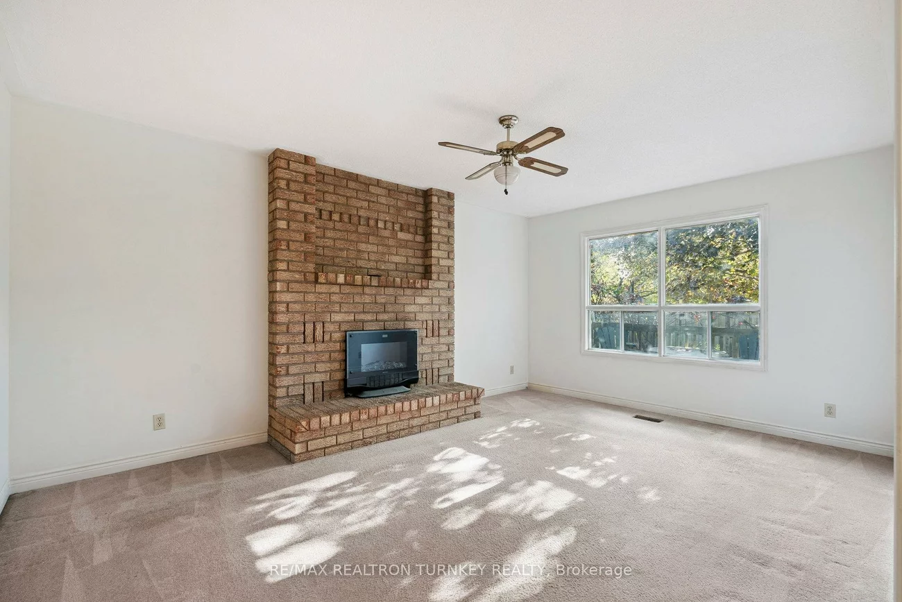 154, Meadowbank, Huron Heights-Leslie Valley, Newmarket