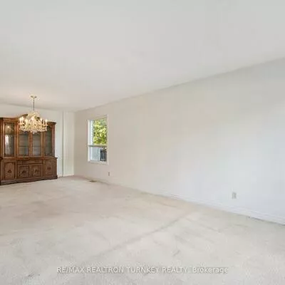 154, Meadowbank, Huron Heights-Leslie Valley, Newmarket