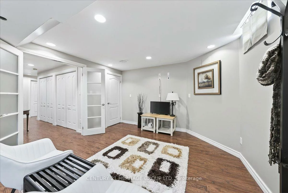 350, Hewitt, Summerhill Estates, Newmarket