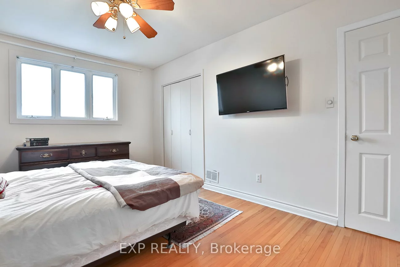 165, Carlson, Gorham-College Manor, Newmarket