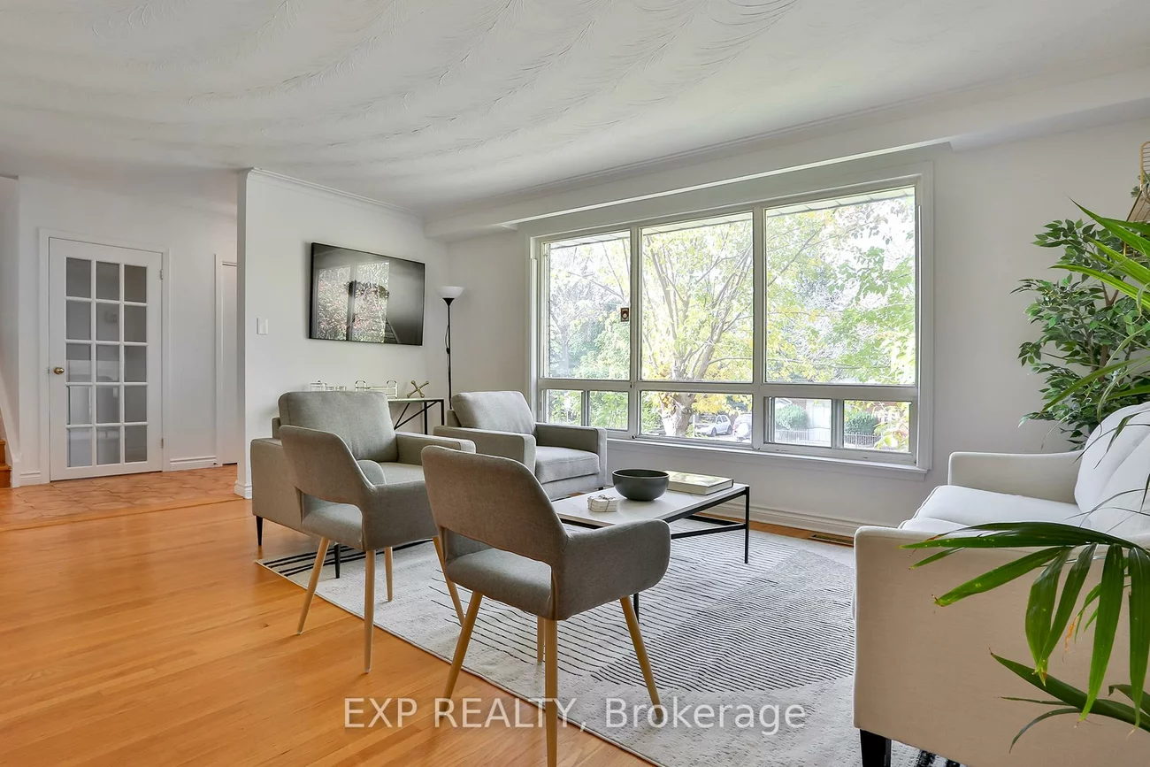 165, Carlson, Gorham-College Manor, Newmarket