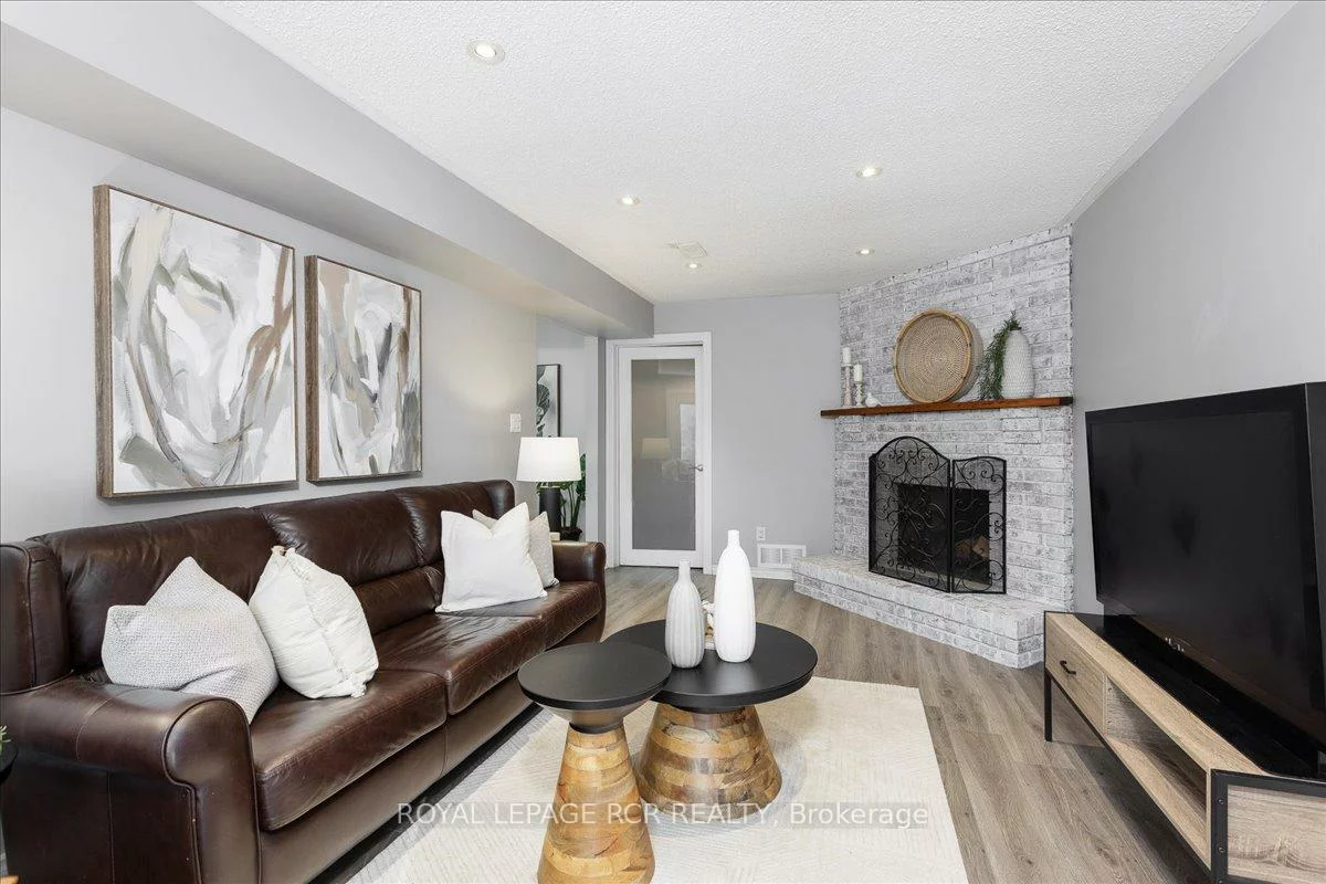 153, Stickwood, Gorham-College Manor, Newmarket