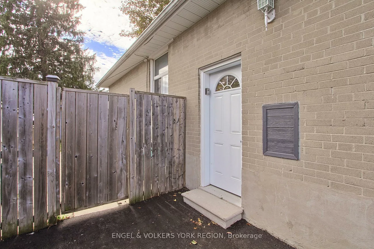 106, Sheldon, Bristol-London, Newmarket