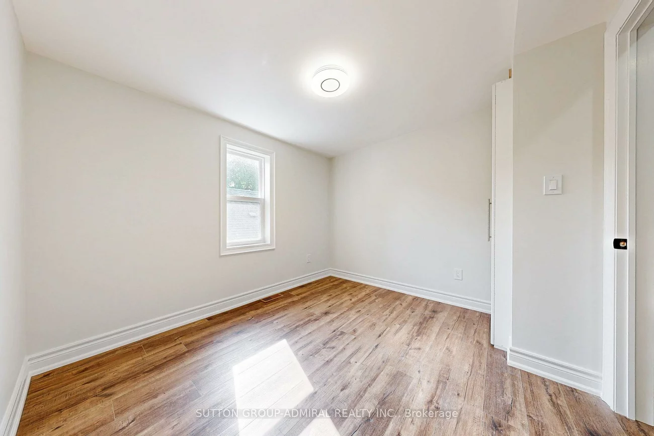 408, Andrew, Central Newmarket, Newmarket