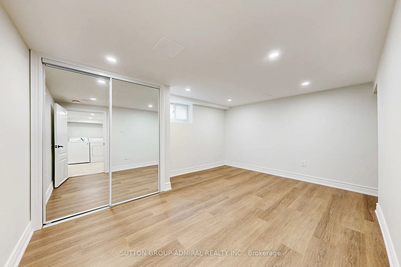 408, Andrew, Central Newmarket, Newmarket