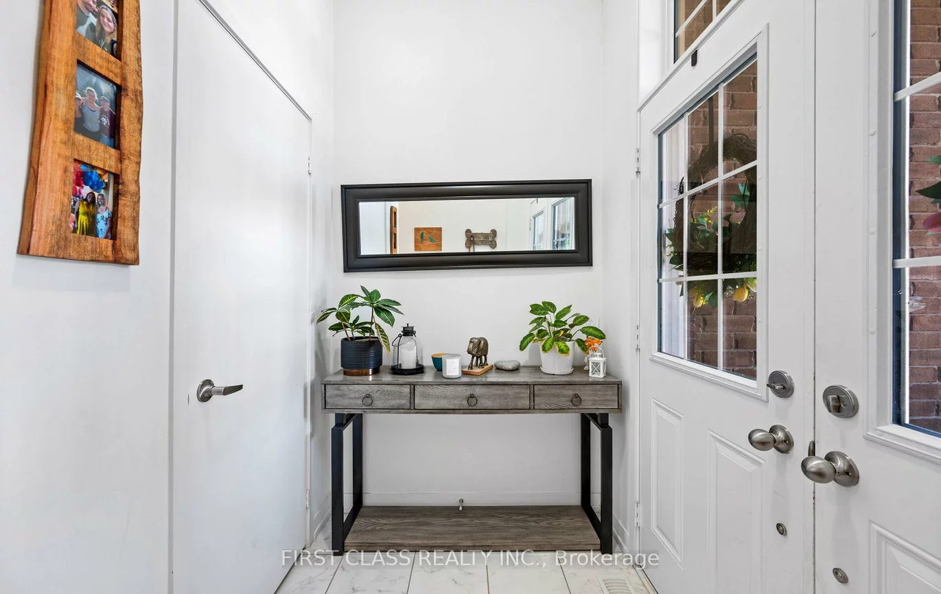 107, Knott End, Glenway Estates, Newmarket