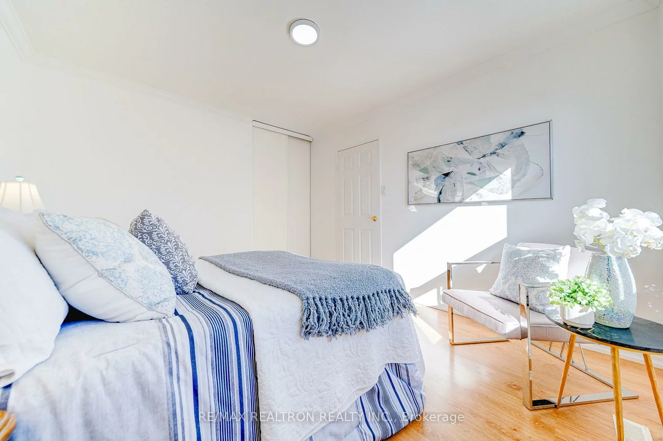 699, Jackson, Huron Heights-Leslie Valley, Newmarket