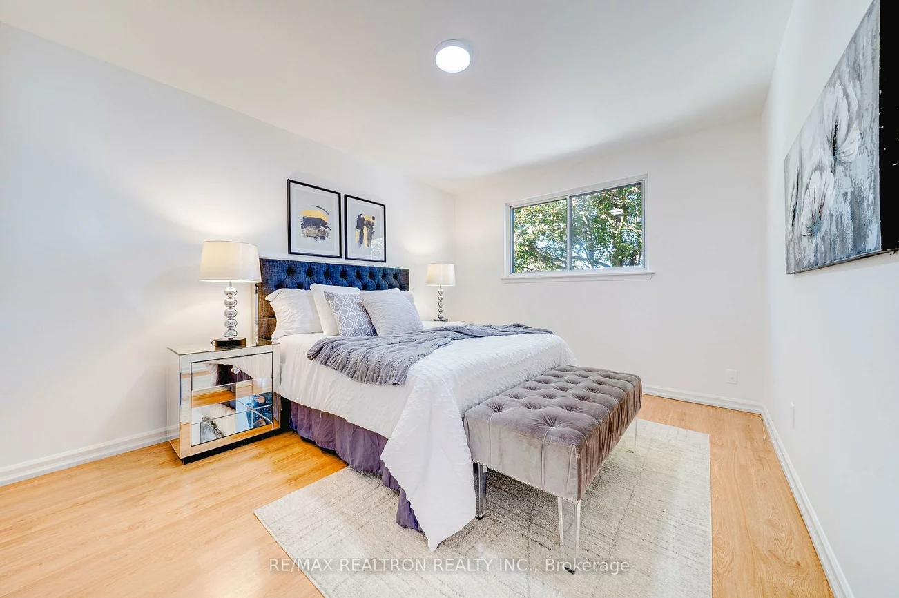 699, Jackson, Huron Heights-Leslie Valley, Newmarket