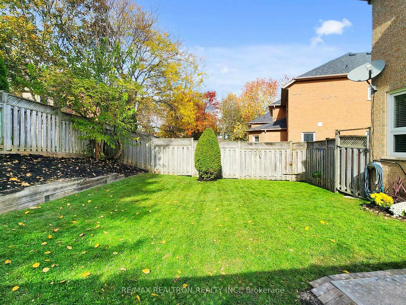 301, Warner, Summerhill Estates, Newmarket