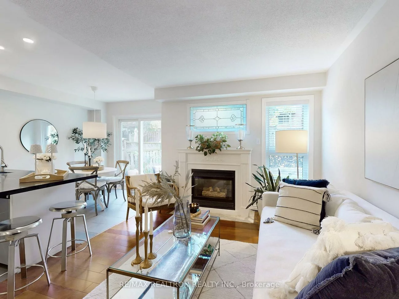 301, Warner, Summerhill Estates, Newmarket