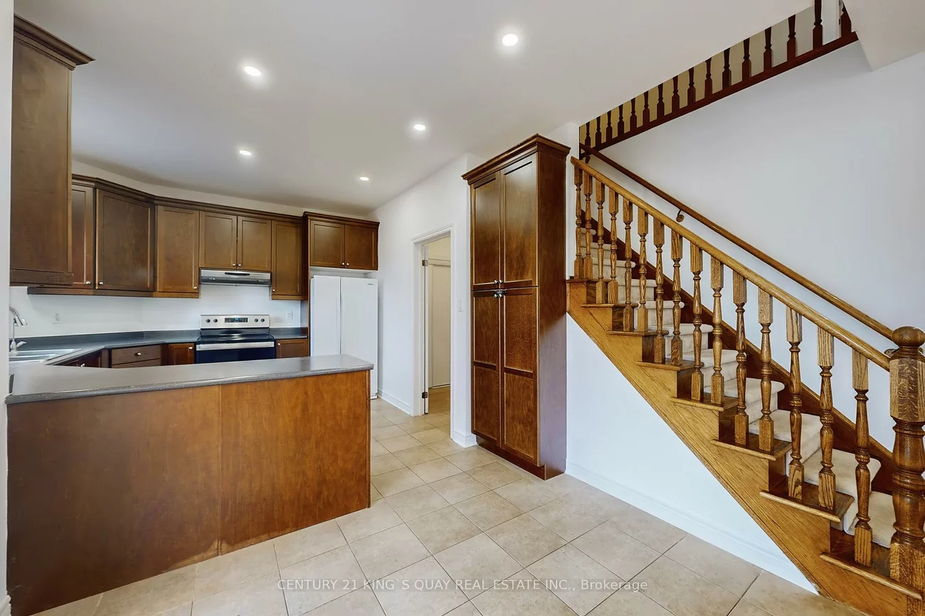 220, Karl Rose, Woodland Hill, Newmarket