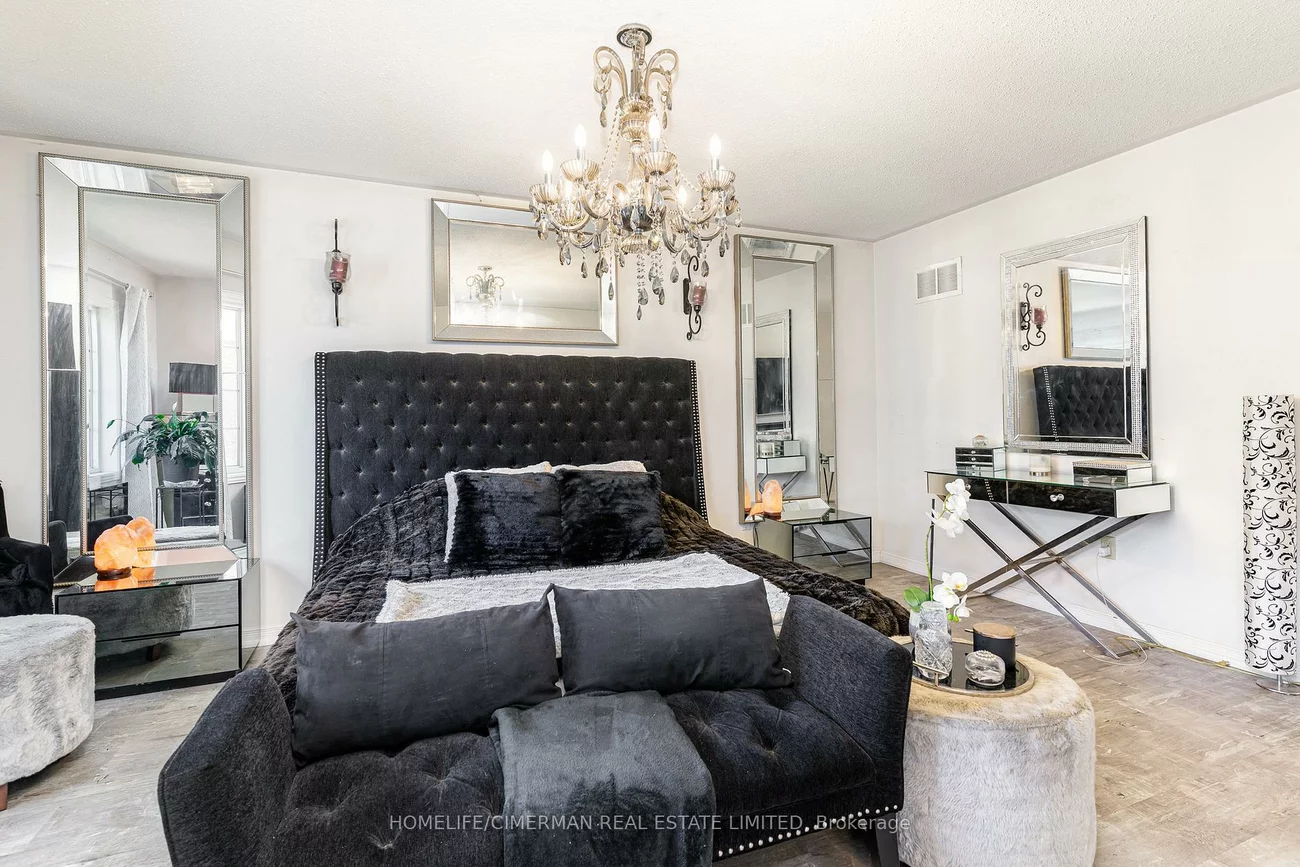 1248, Blencowe, Stonehaven-Wyndham, Newmarket