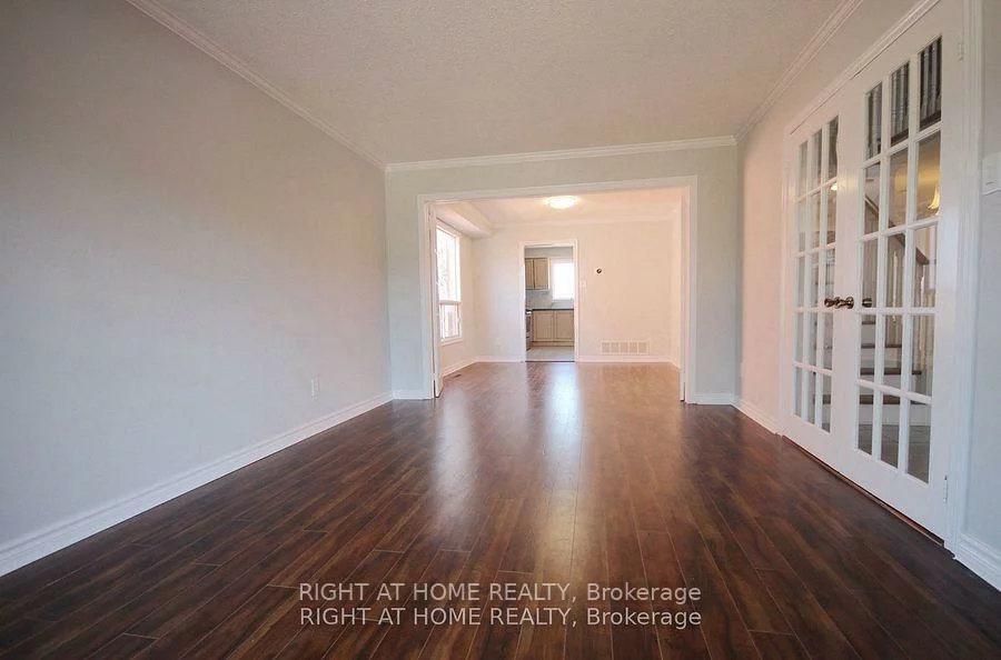 207, Kensit, Armitage, Newmarket