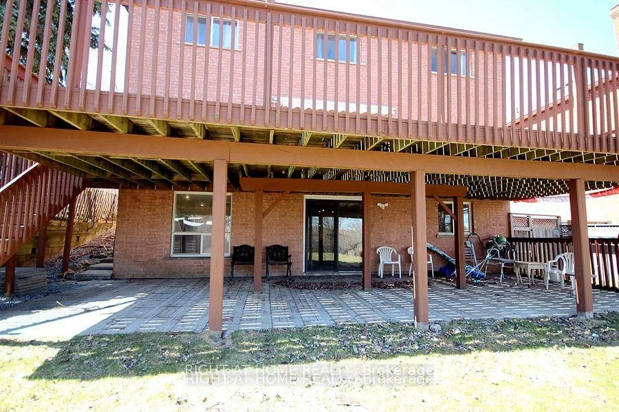 207, Kensit, Armitage, Newmarket