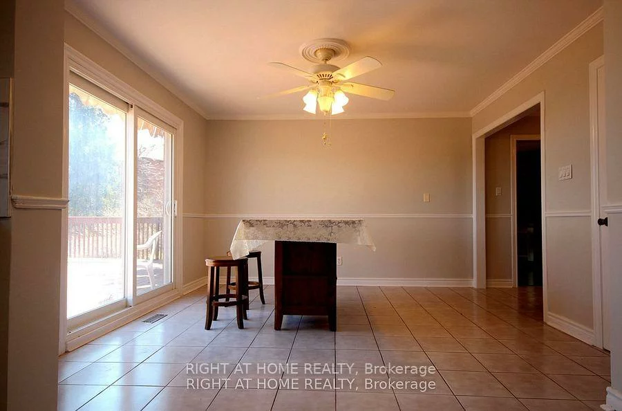 207, Kensit, Armitage, Newmarket