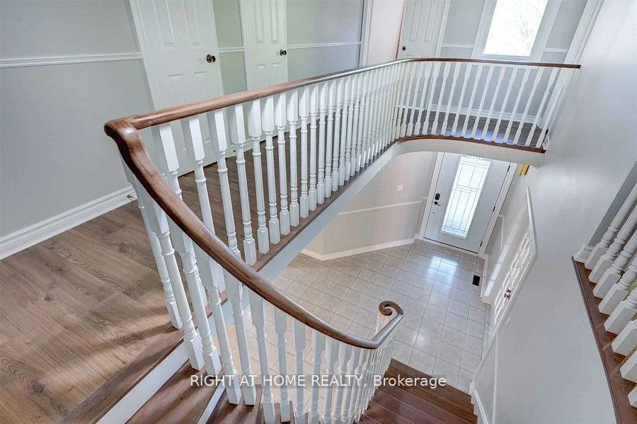 207, Kensit, Armitage, Newmarket