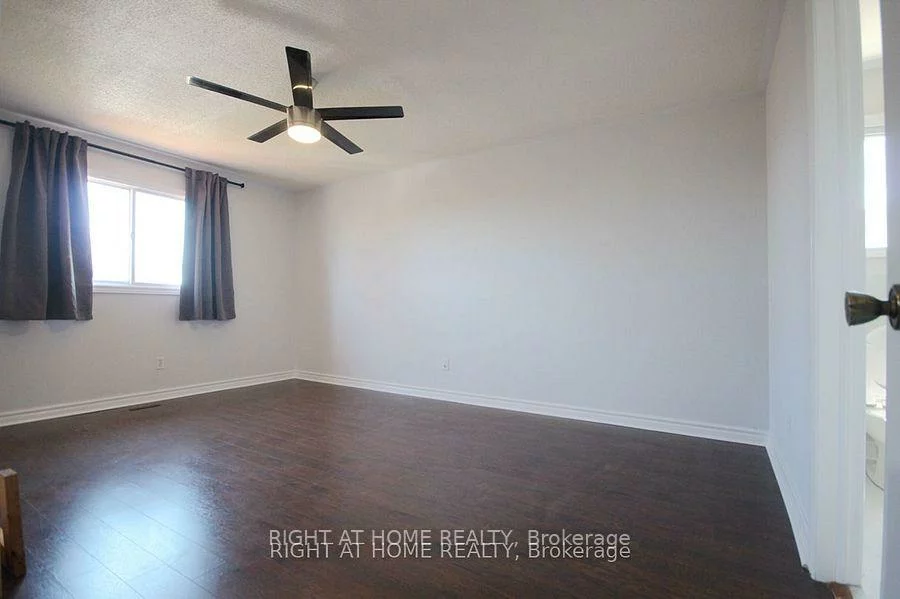 207, Kensit, Armitage, Newmarket