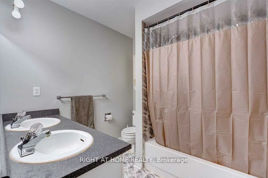 207, Kensit, Armitage, Newmarket