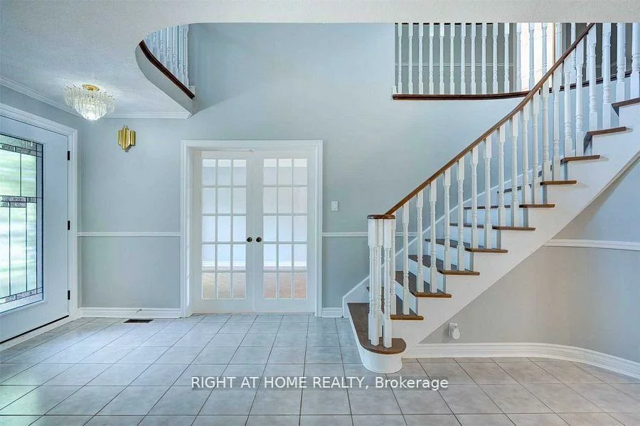 207, Kensit, Armitage, Newmarket