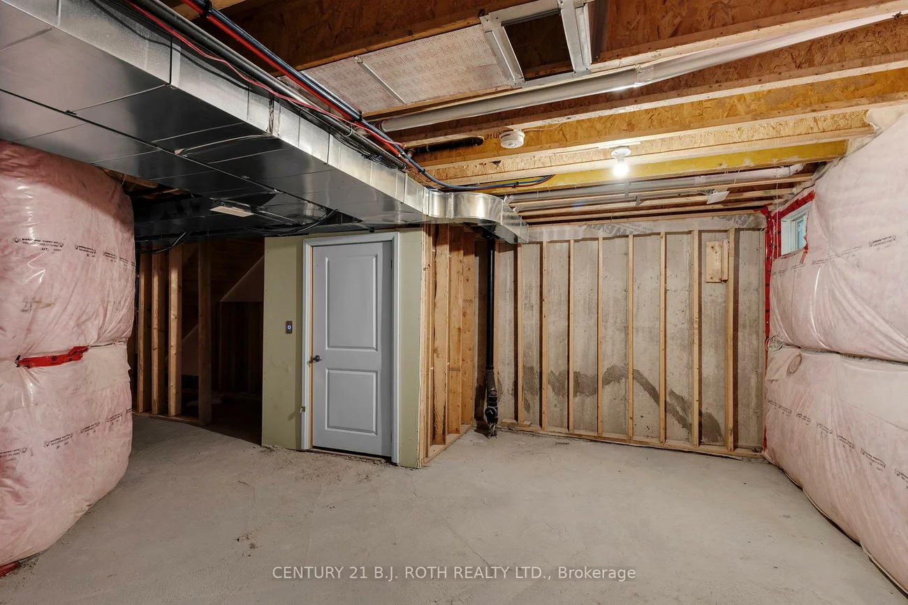 260, Eagle, Central Newmarket, Newmarket