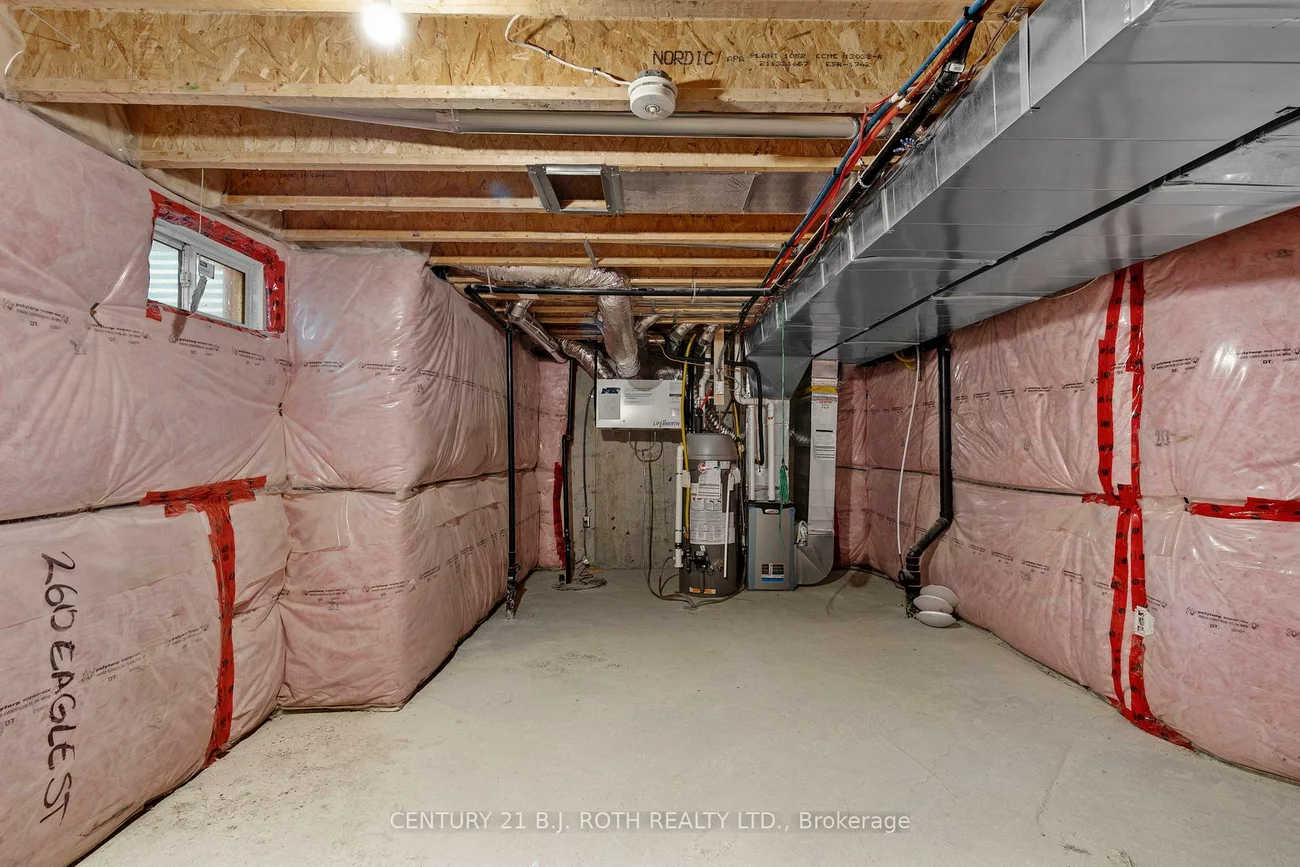 260, Eagle, Central Newmarket, Newmarket