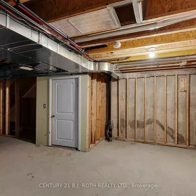 260, Eagle, Central Newmarket, Newmarket