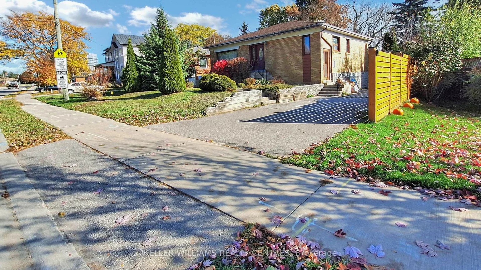 94, Queen, Central Newmarket, Newmarket