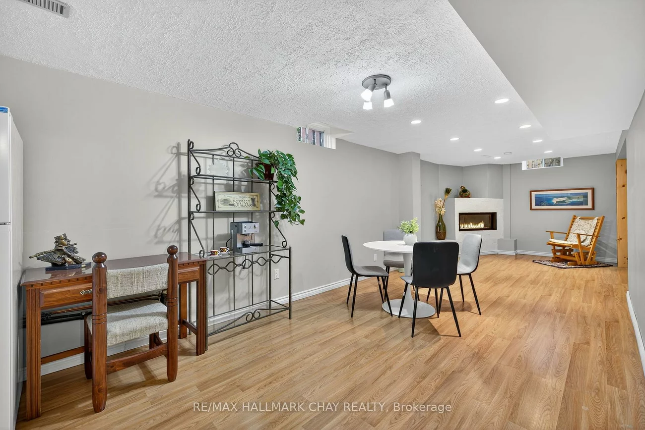 235, Elman, Bristol-London, Newmarket