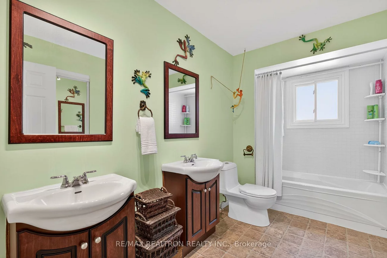 351, Kirby, Glenway Estates, Newmarket