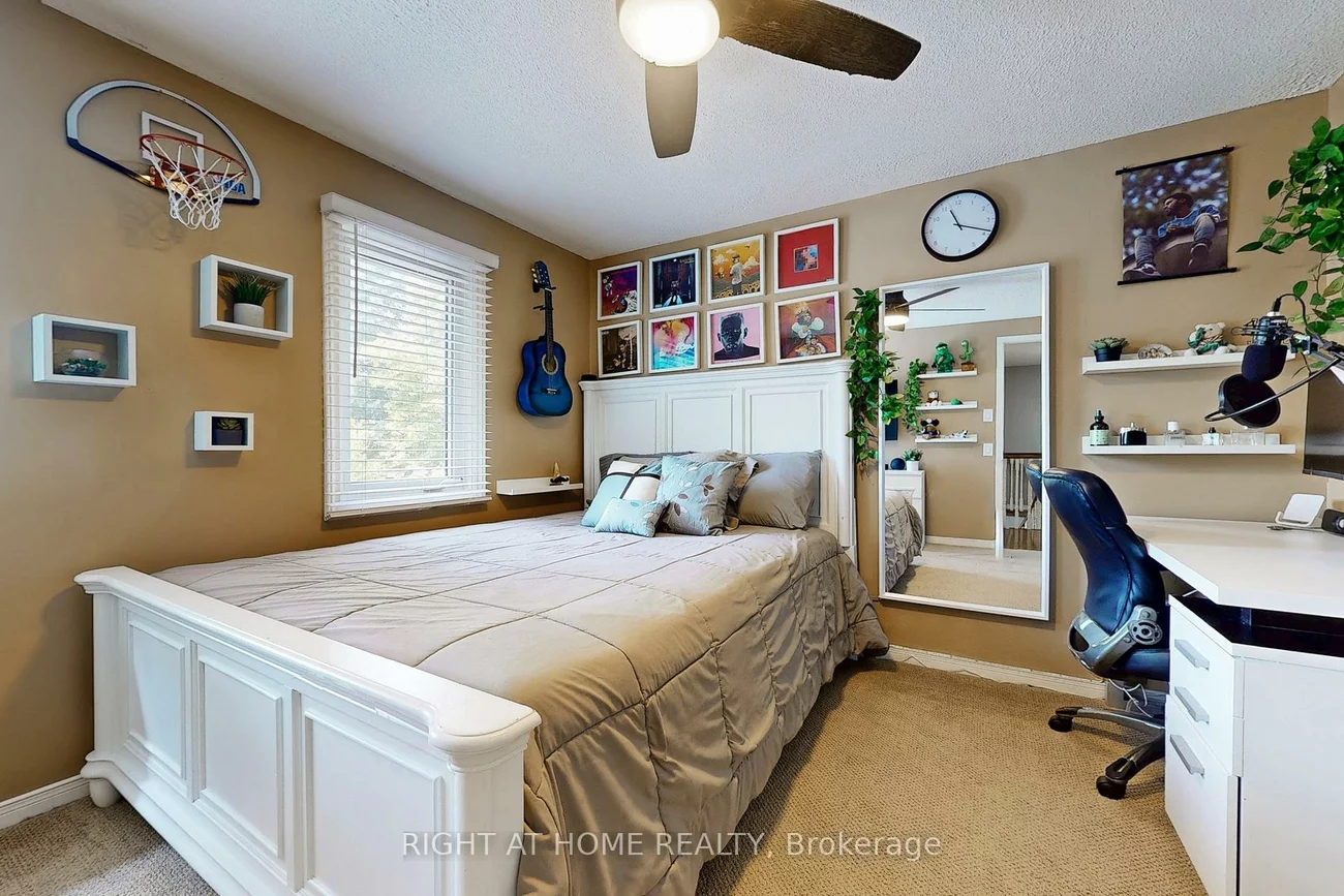 363, Crossland, Glenway Estates, Newmarket