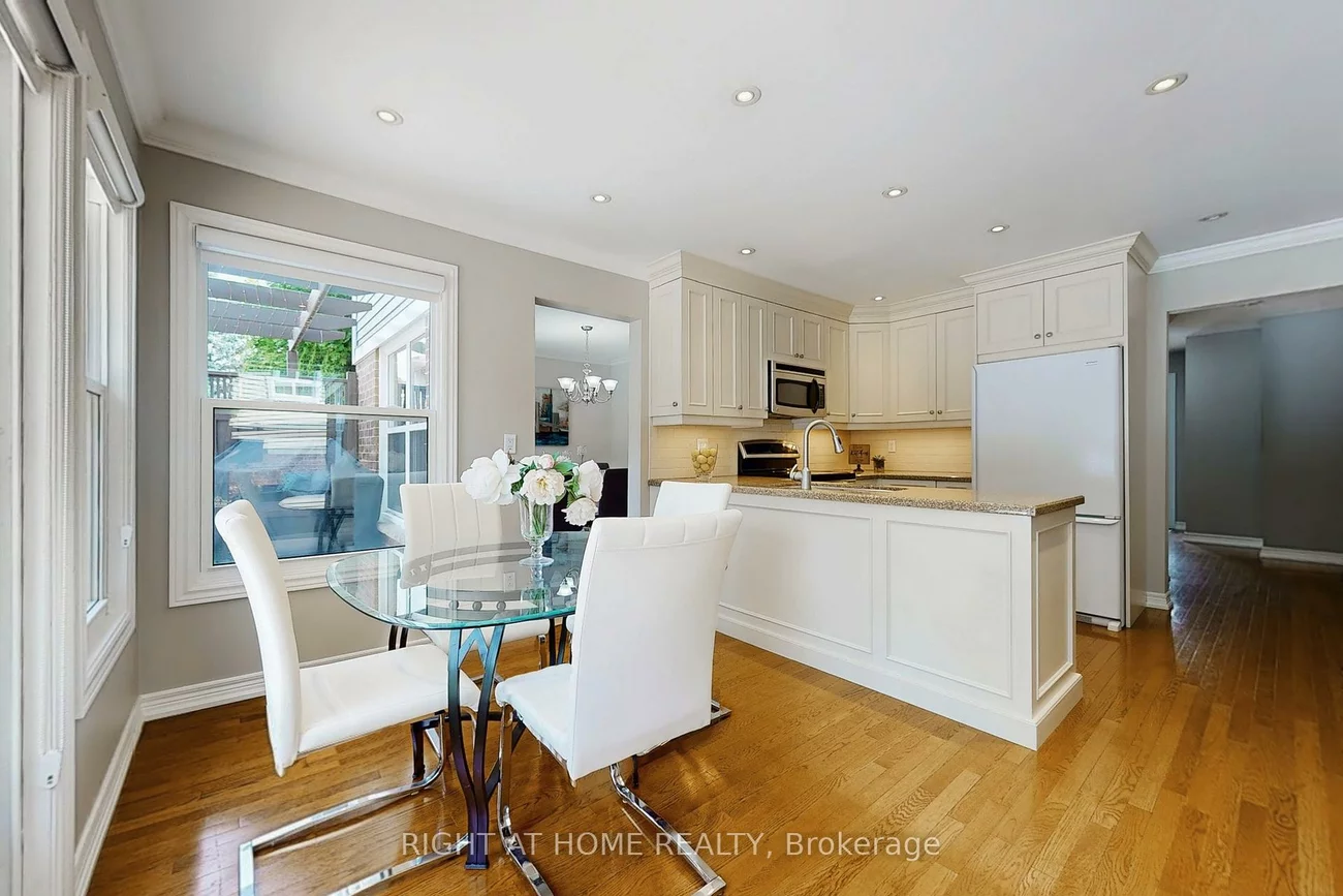 363, Crossland, Glenway Estates, Newmarket