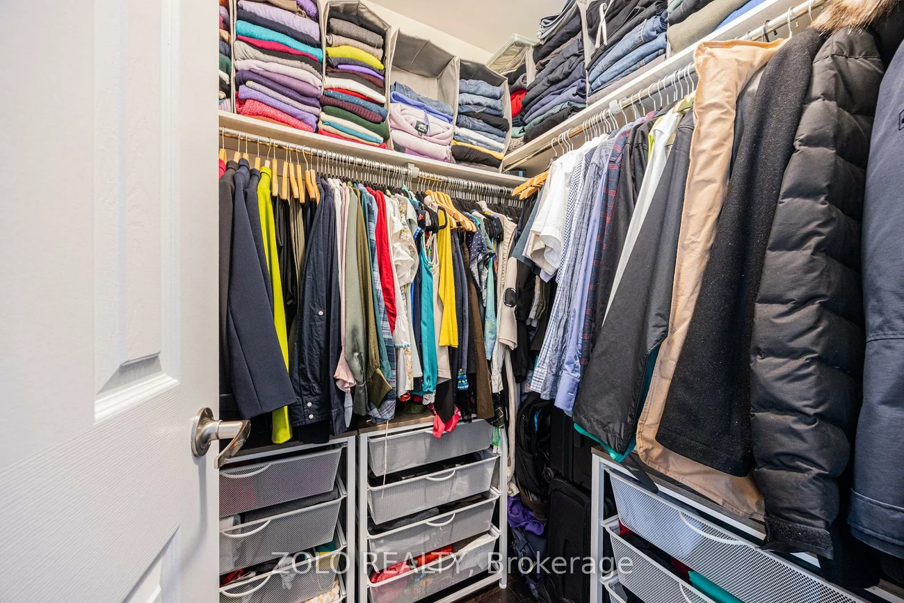 235, Appleton, Central Newmarket, Newmarket