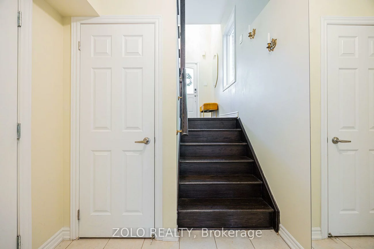 235, Appleton, Central Newmarket, Newmarket