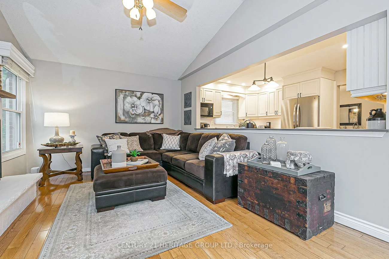 124, John Bowser, Glenway Estates, Newmarket