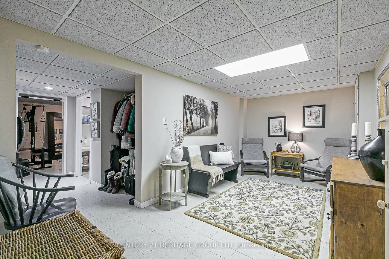 124, John Bowser, Glenway Estates, Newmarket