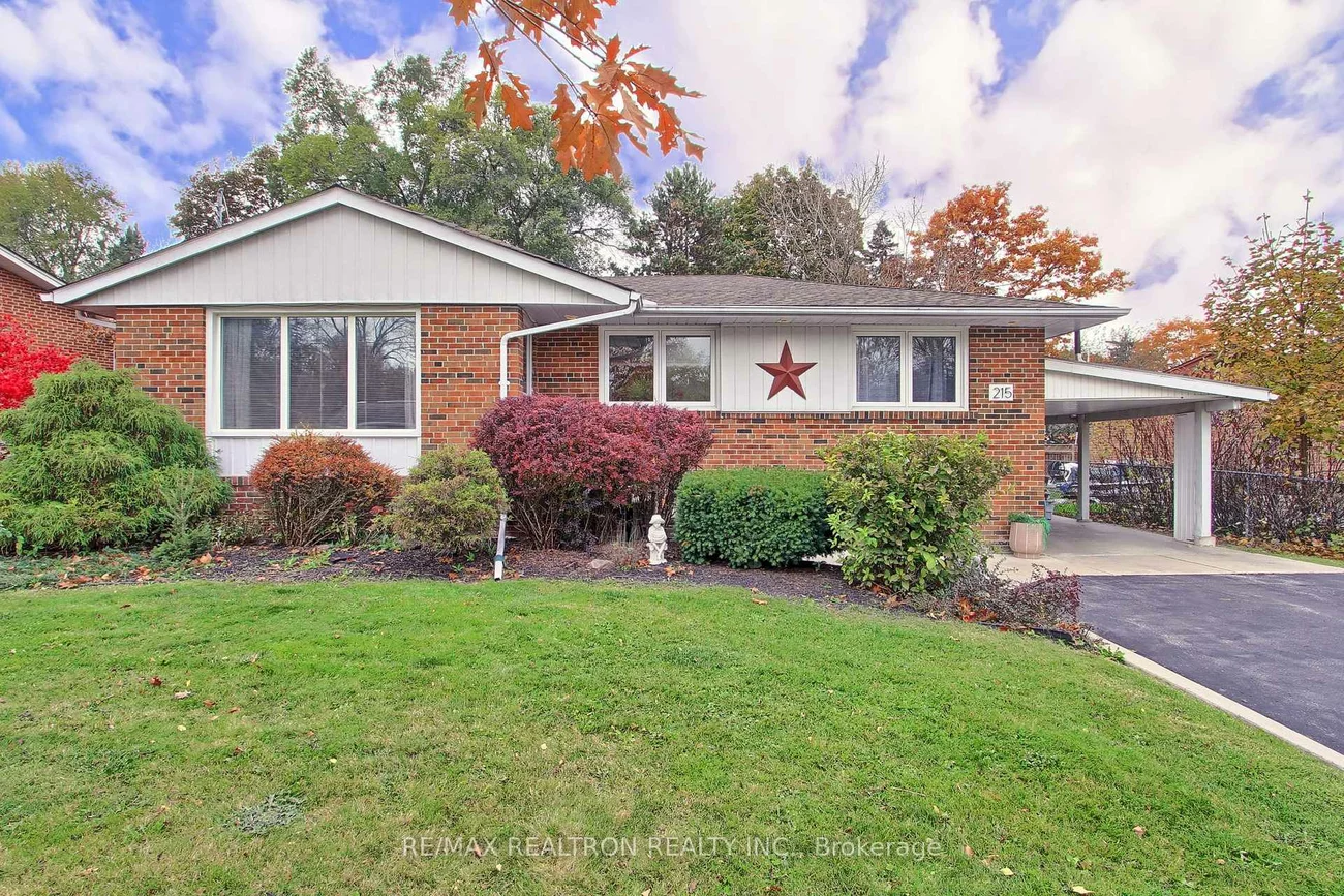 215, Parkview, Central Newmarket, Newmarket