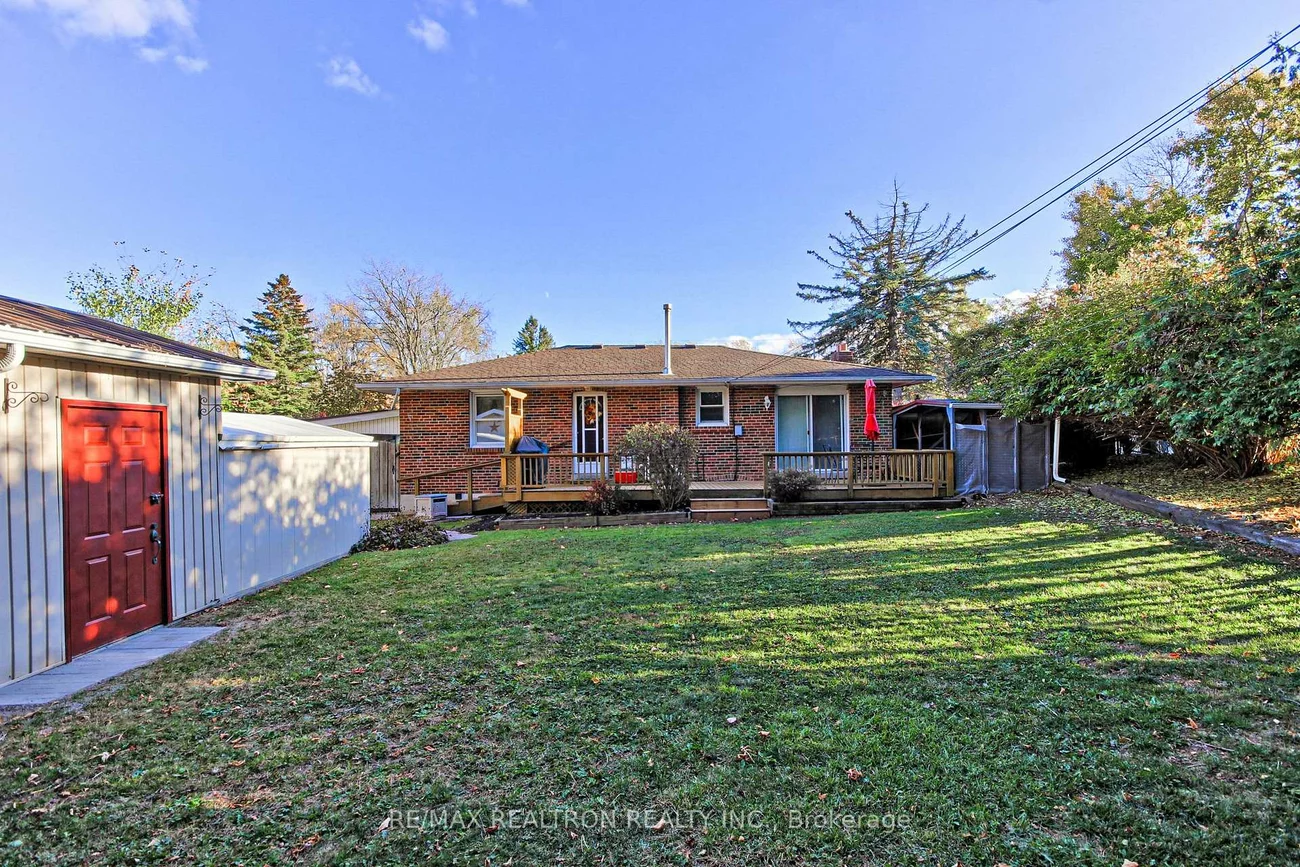 215, Parkview, Central Newmarket, Newmarket