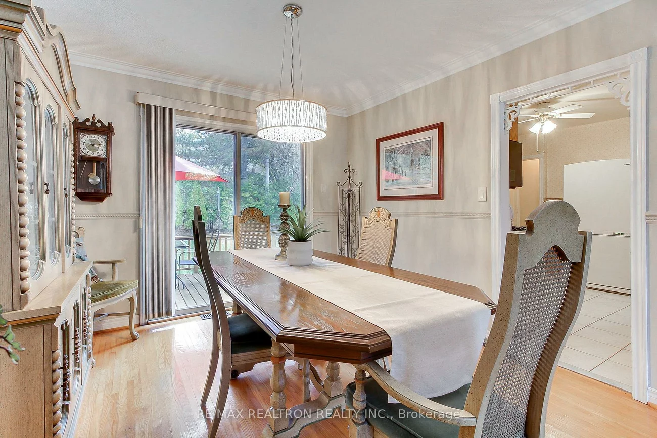 215, Parkview, Central Newmarket, Newmarket