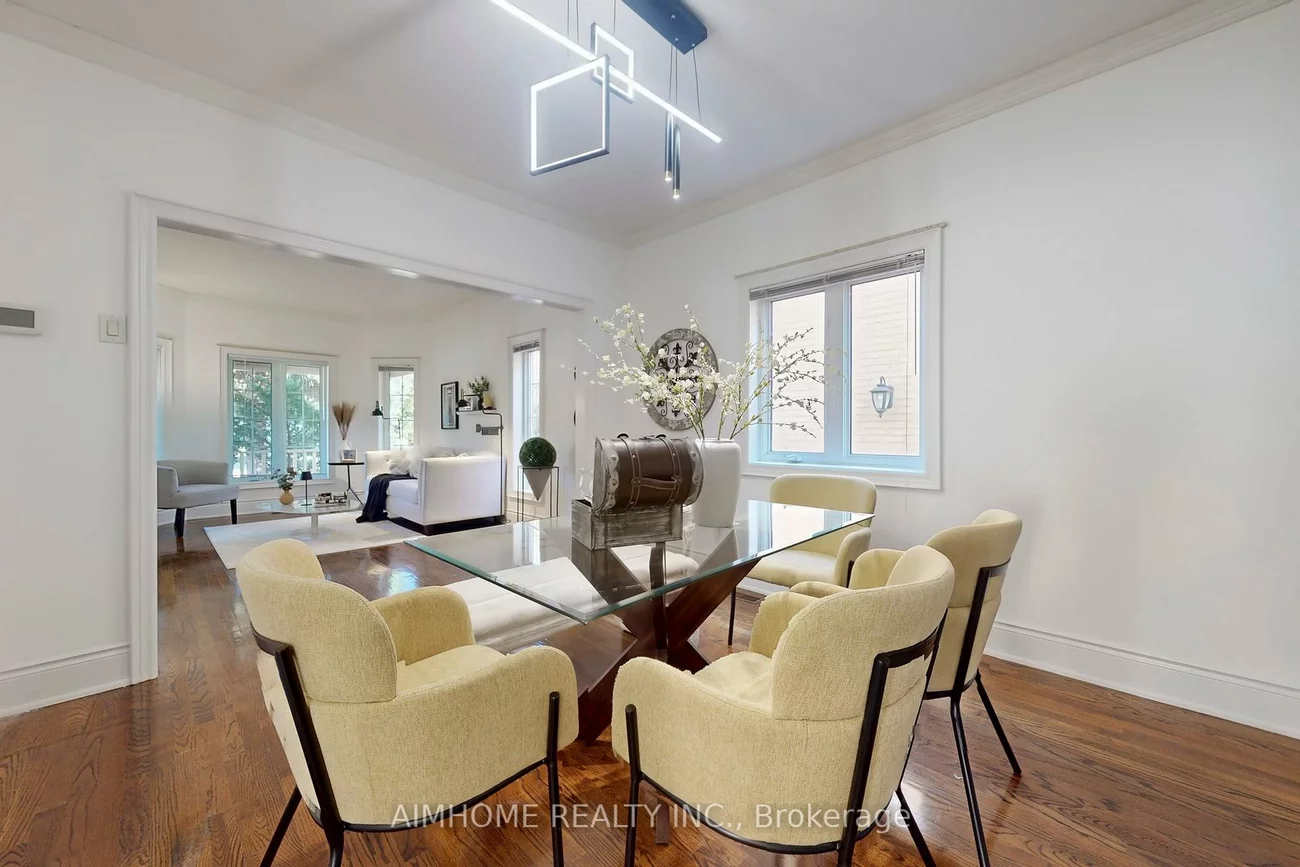 812, Foxcroft, Stonehaven-Wyndham, Newmarket