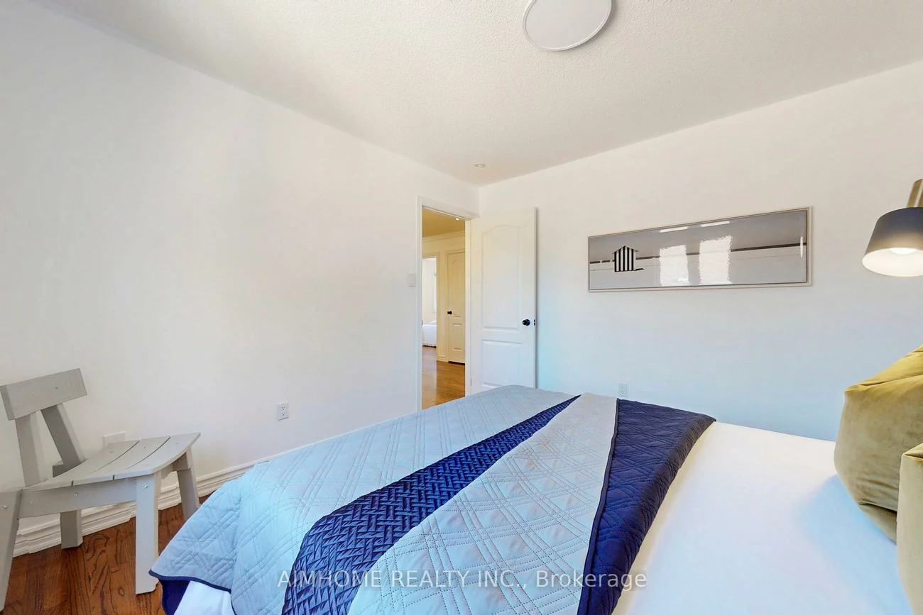 812, Foxcroft, Stonehaven-Wyndham, Newmarket