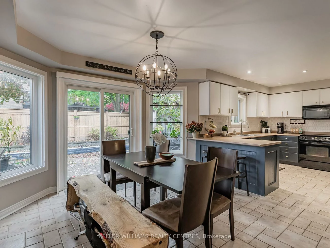 151, Rhodes, Glenway Estates, Newmarket