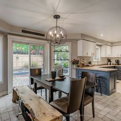 151, Rhodes, Glenway Estates, Newmarket