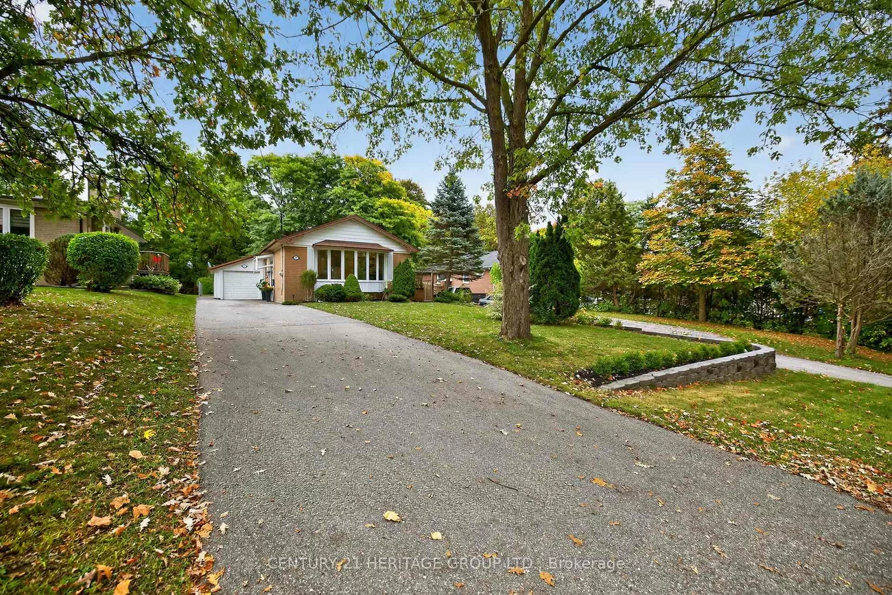 49, Bayview, Huron Heights-Leslie Valley, Newmarket