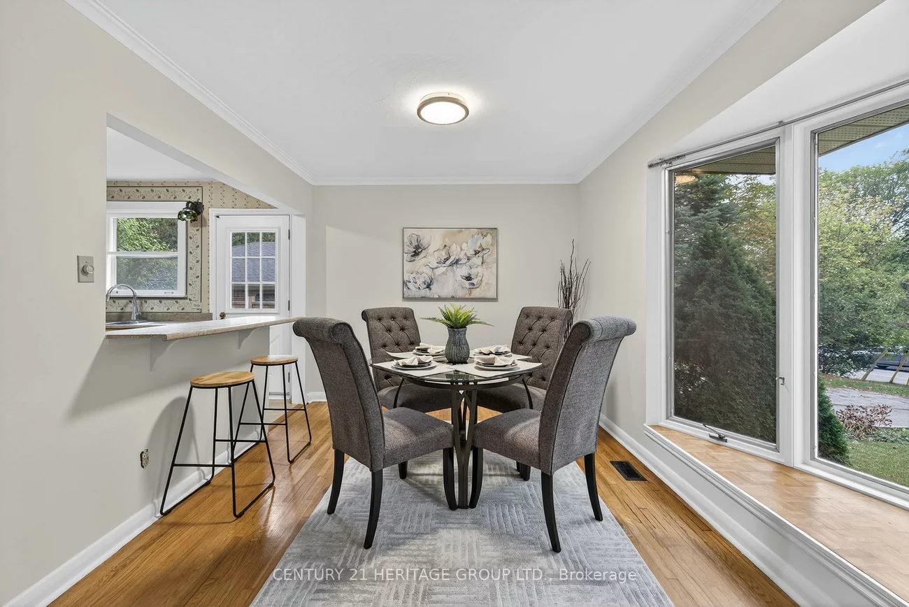 49, Bayview, Huron Heights-Leslie Valley, Newmarket